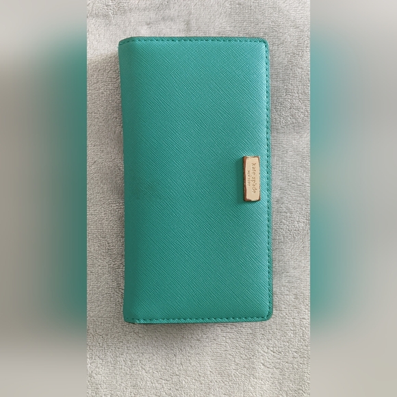 Kate Spade Wallet - Picture 1 of 3